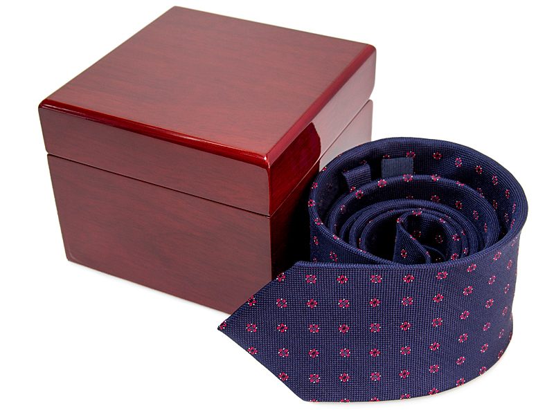drewniane pudełka na krawaty