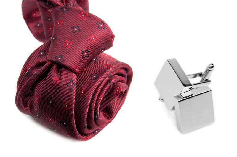 zestaw upominkowy: krawat m693 + spinki + pudełko
