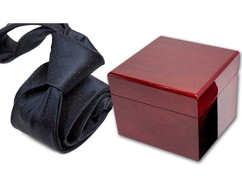 zestaw upominkowy: krawat + pudełko drewniane s600