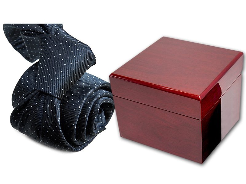 zestaw upominkowy: krawat + pudełko drewniane s601